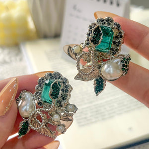 By La Lueur | Riham Earring - Emerald Green