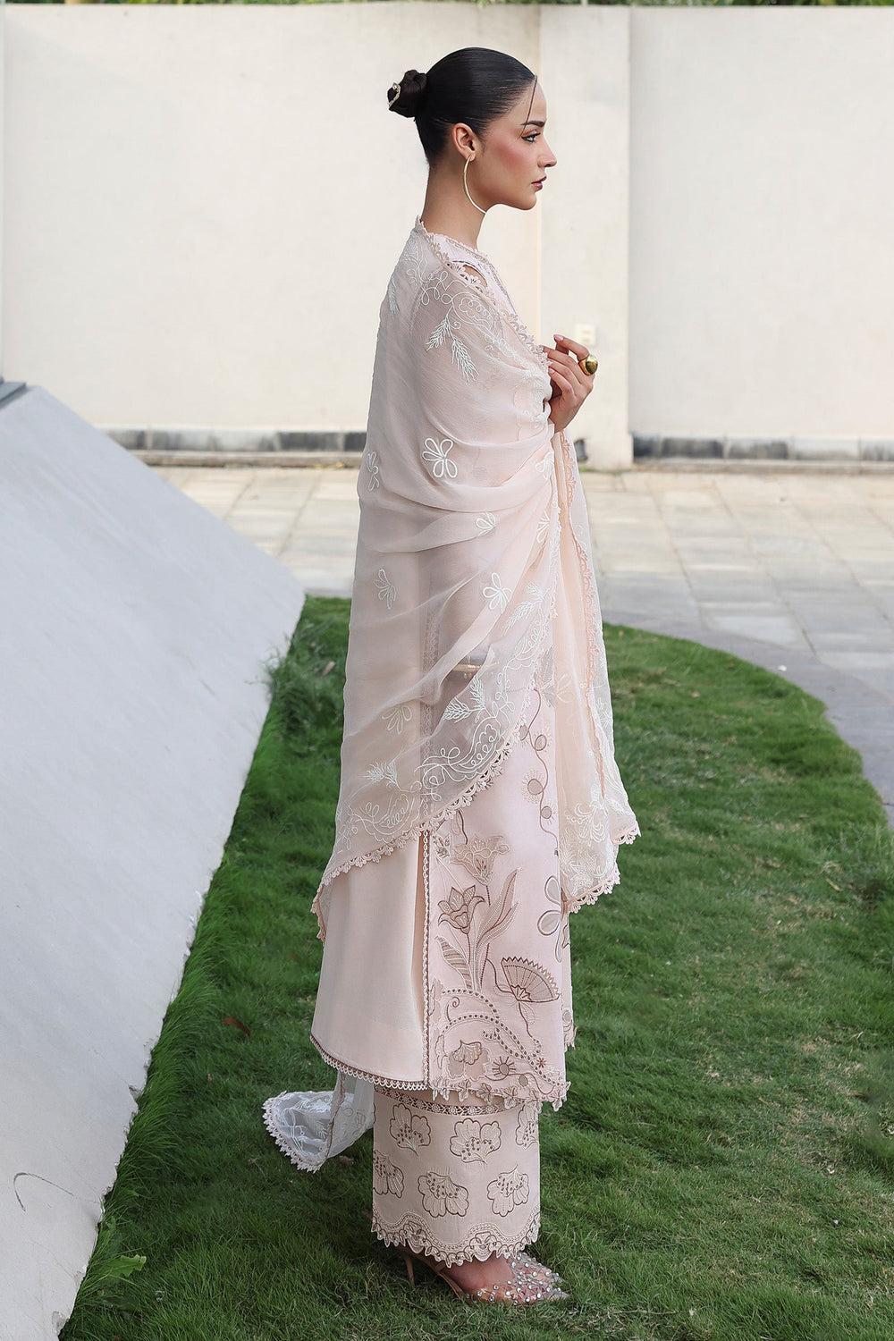 Qalamkar QQL-10 Mila - Dupatta Detail