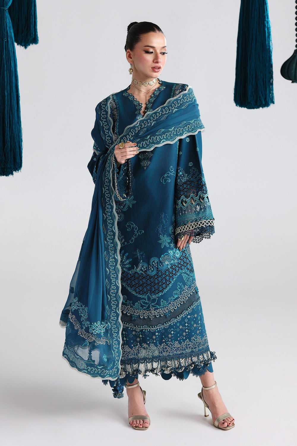 Qalamkar QFL-07 KAISA Festive Lawn Close-up