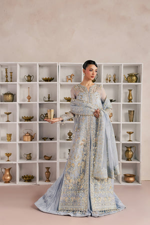 Aylin Sorelle Azura front