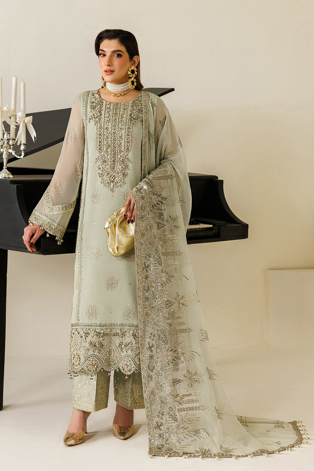Alizeh Aymal | AZ-AA-04-JAVI | Formal Luxury Suit