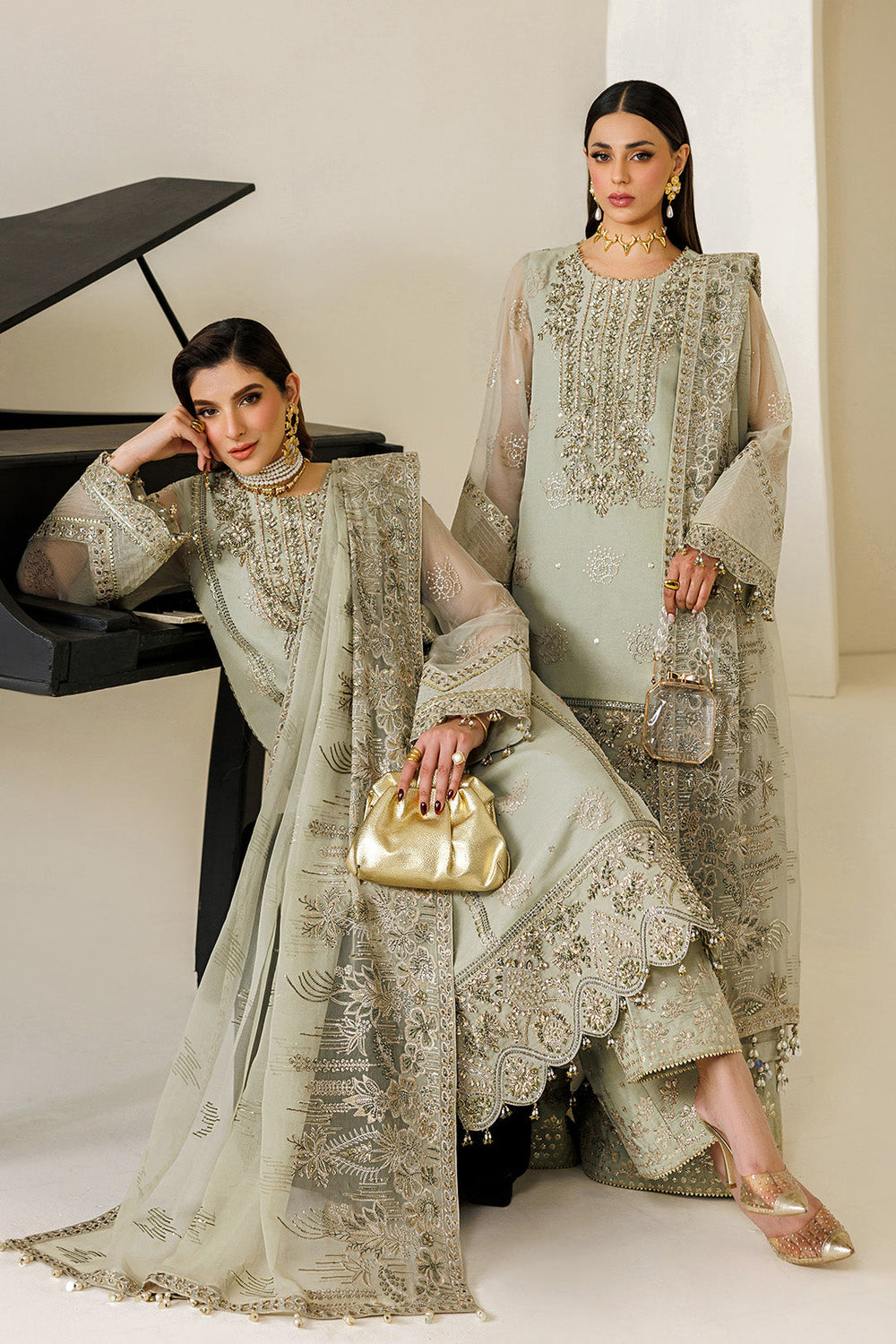 Alizeh Aymal | AZ-AA-04-JAVI | Formal Luxury Suit