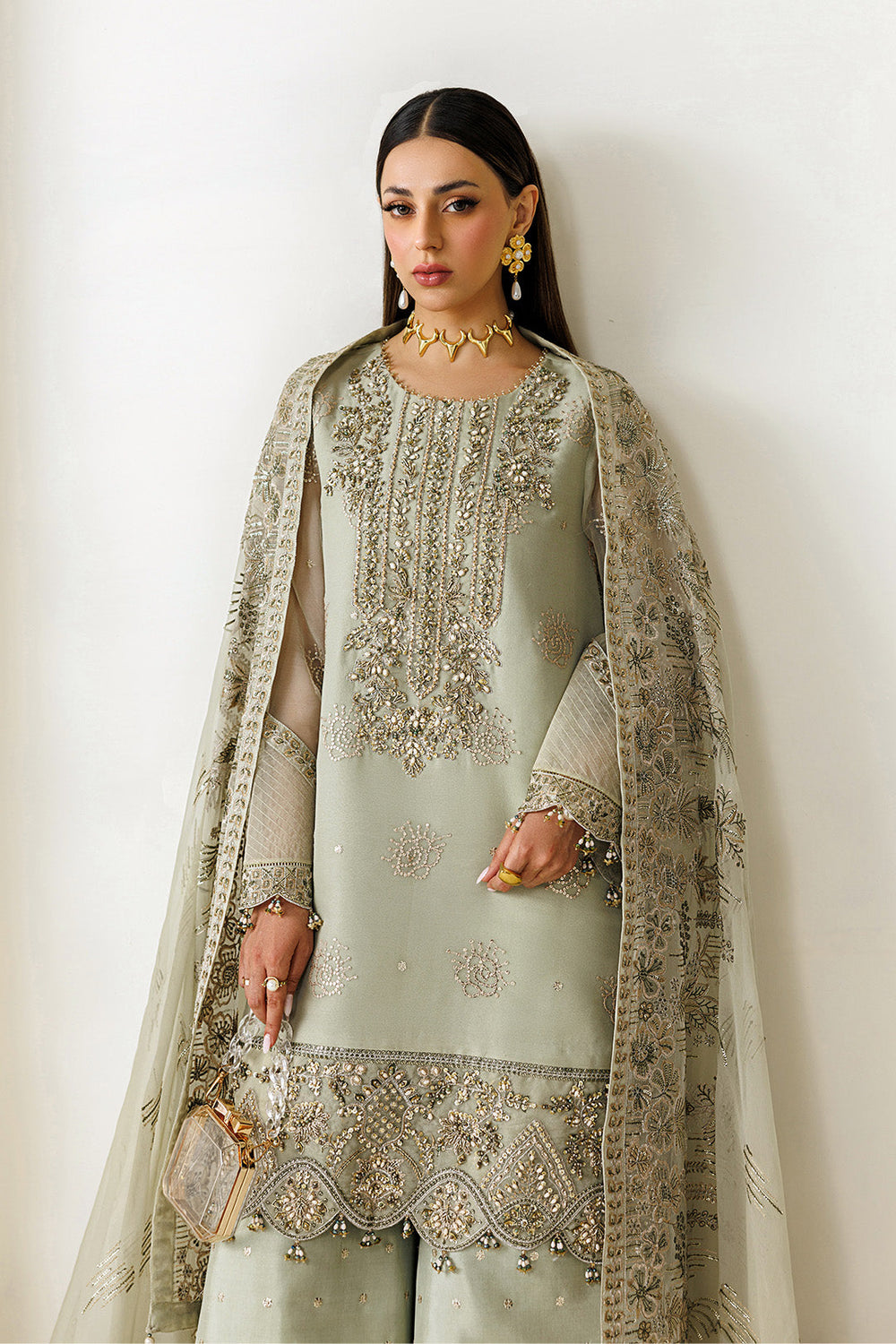 Alizeh Aymal | AZ-AA-04-JAVI | Formal Luxury Suit