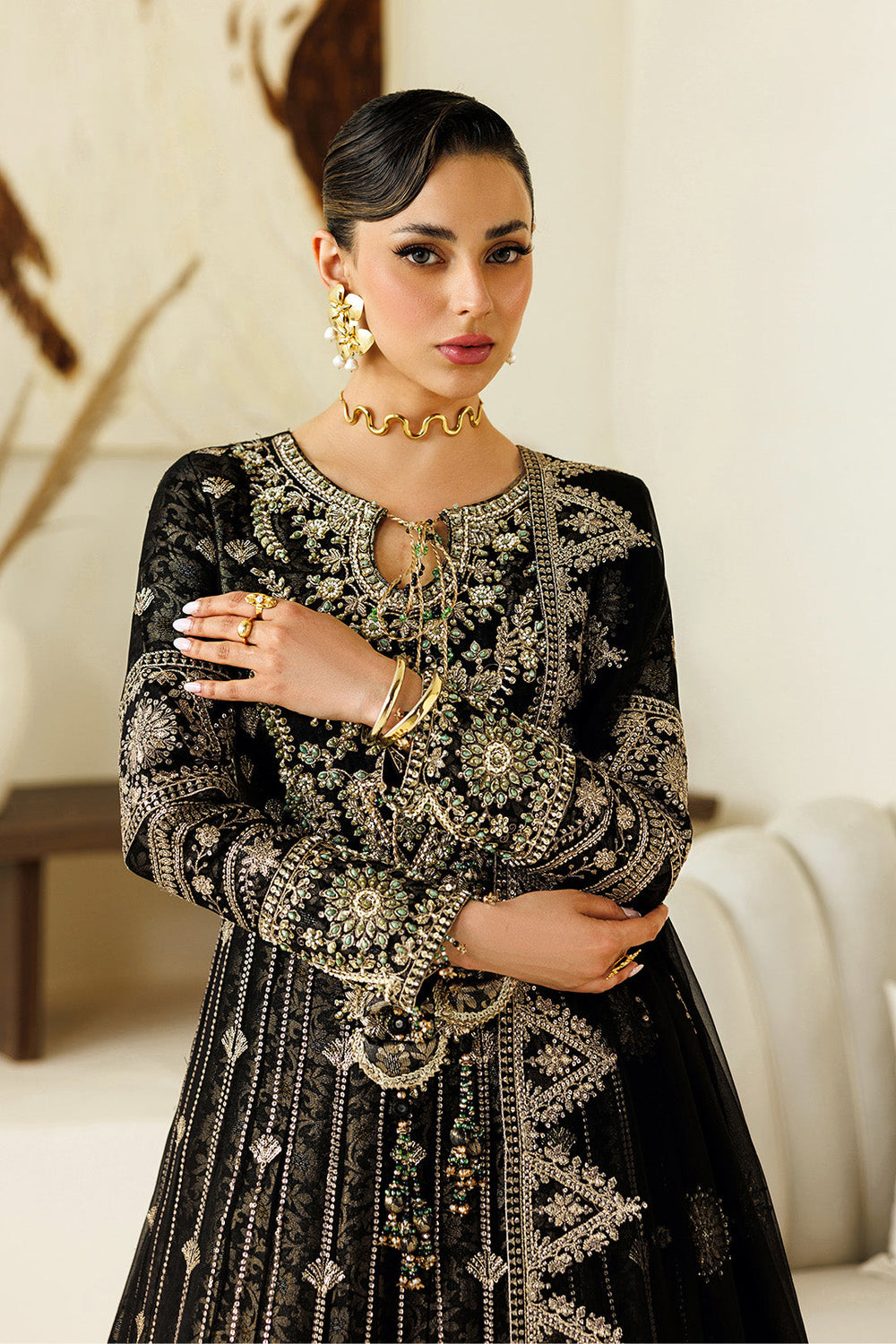 Alizeh Aymal | AZ-AA-05-BLANC | Formal Luxury Suit