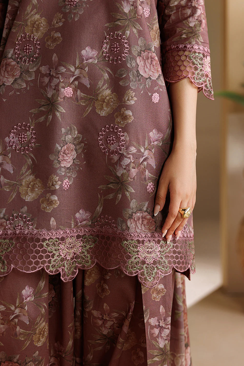 Esra | AZ-DT-26-20 | Daastan Edit 2 Stitched Suit