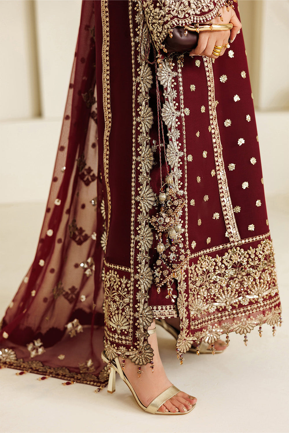 Alizeh Aymal | AZ-AA-03-LIRA | Formal Luxury Suit
