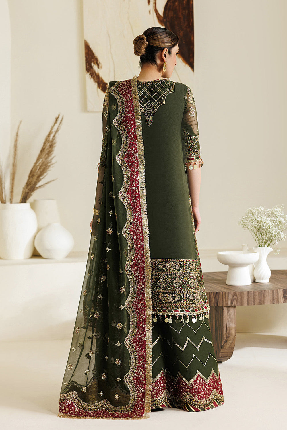 Alizeh Aymal | AZ-AA-07-HYAN | Formal Luxury Suit
