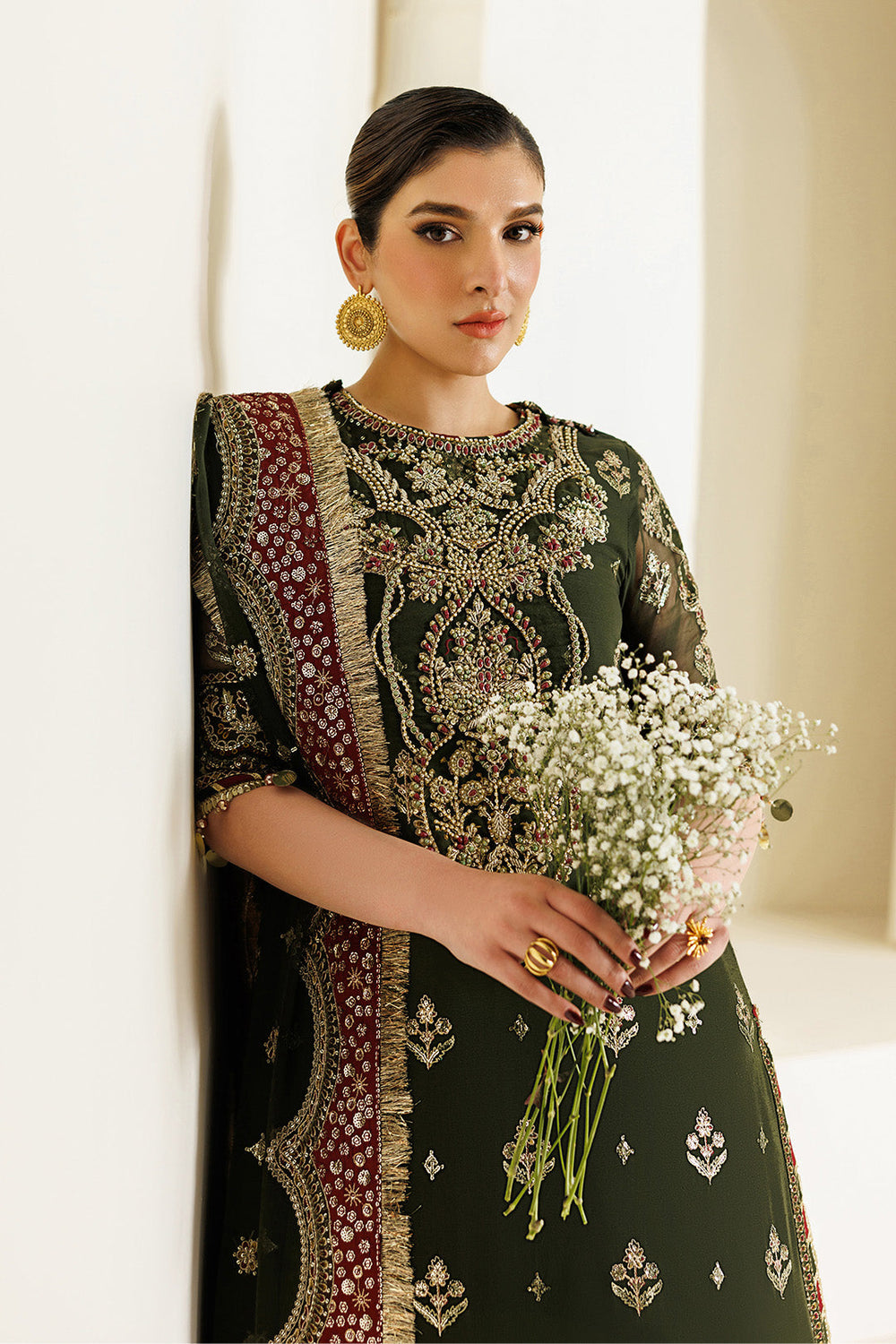 Alizeh Aymal | AZ-AA-07-HYAN | Formal Luxury Suit