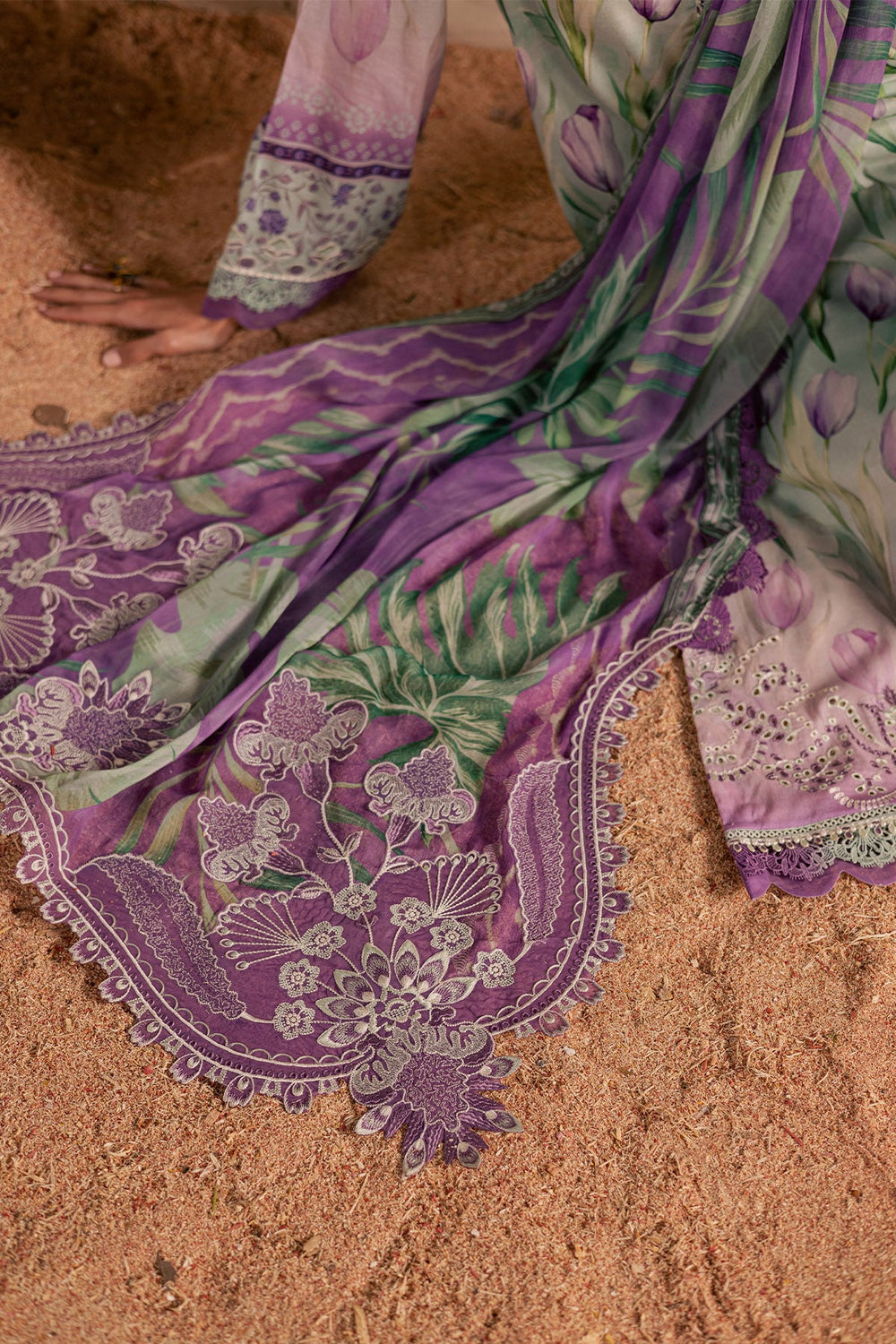 Nureh | AZ-NSG-218 | 3 Piece Embroidered Lawn Suit