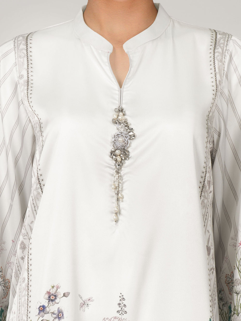 Limelight | AZ-LL-A5483ST-3 | 2 Piece Silk Suit - Off White