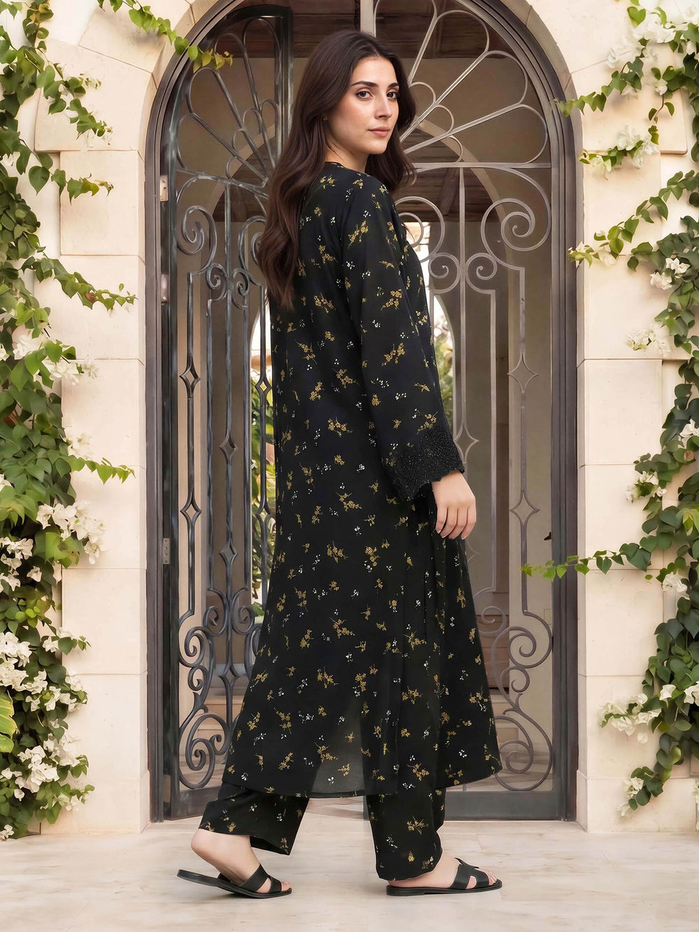 Limelight | AZ-LL-A5987ST-3 | 2 Piece Grip Suit - Embroidered (Pret) - Black