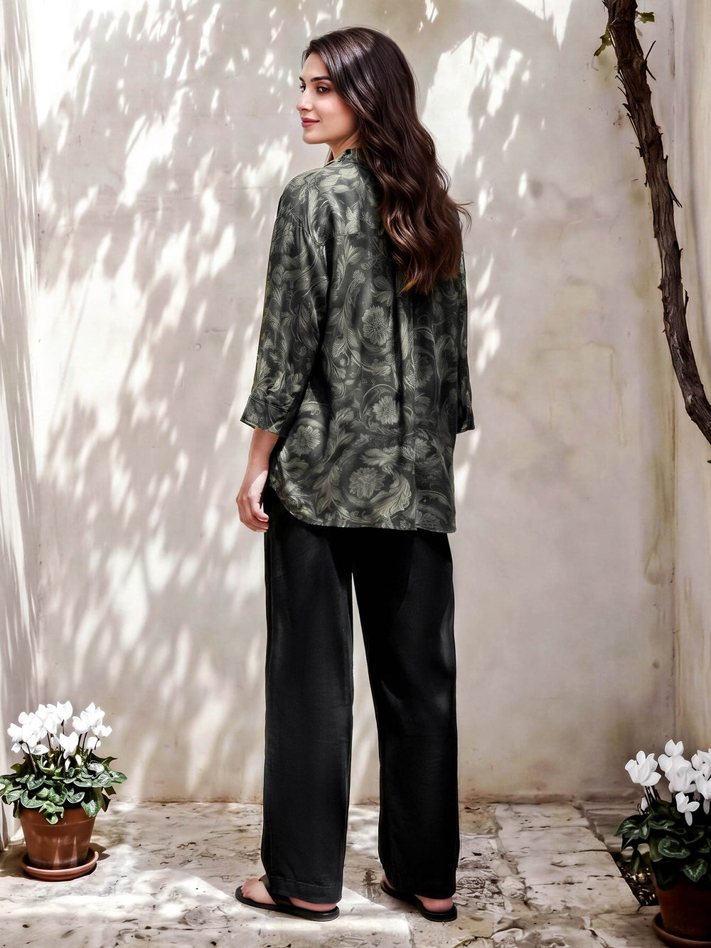 Limelight | AZ-LL-A6021TP-3 | Silk Top - Black