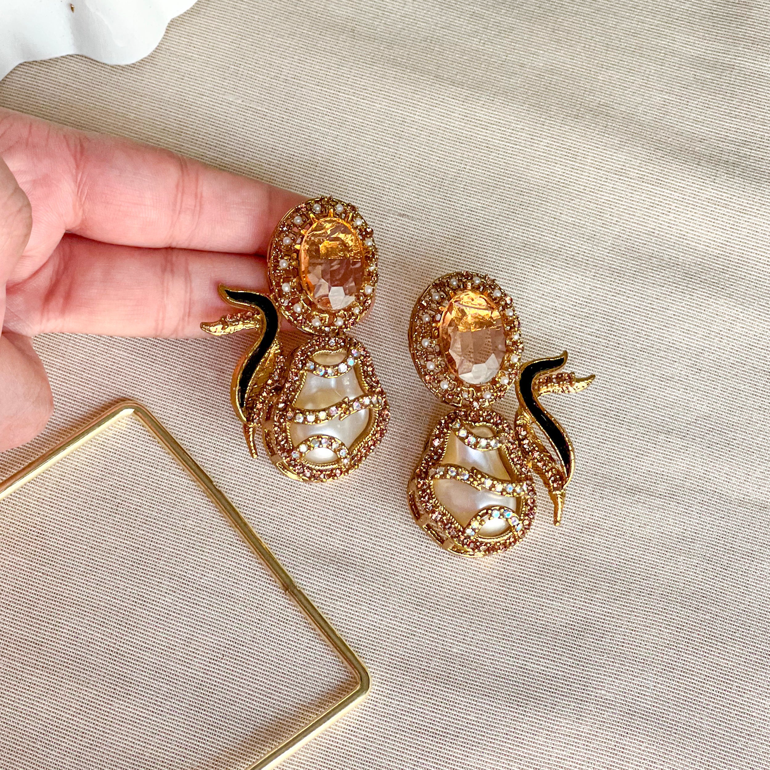Aylin Earrings - Champagne