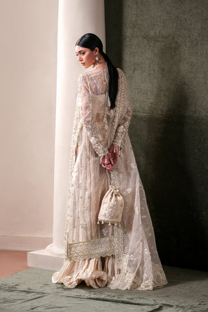 Emaan Adeel Howlite
