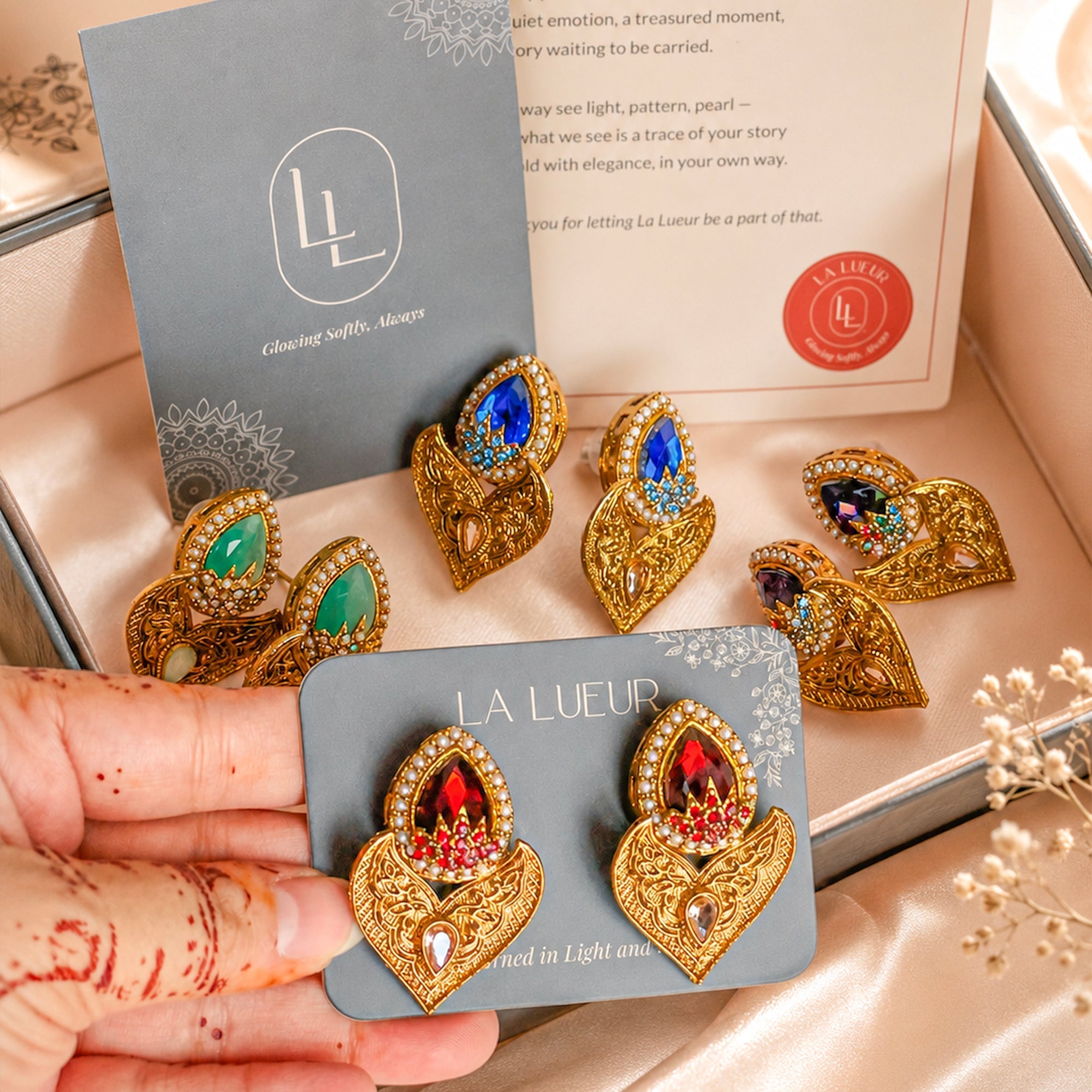 By La Lueur | ER-170 | Dilruba Earrings
