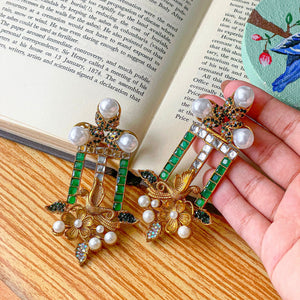 By La Lueur | ER-113 | Ayla Earrings - Emerald Green