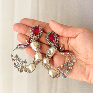 Koh-e-Kahf Earrings - Ruby Frost