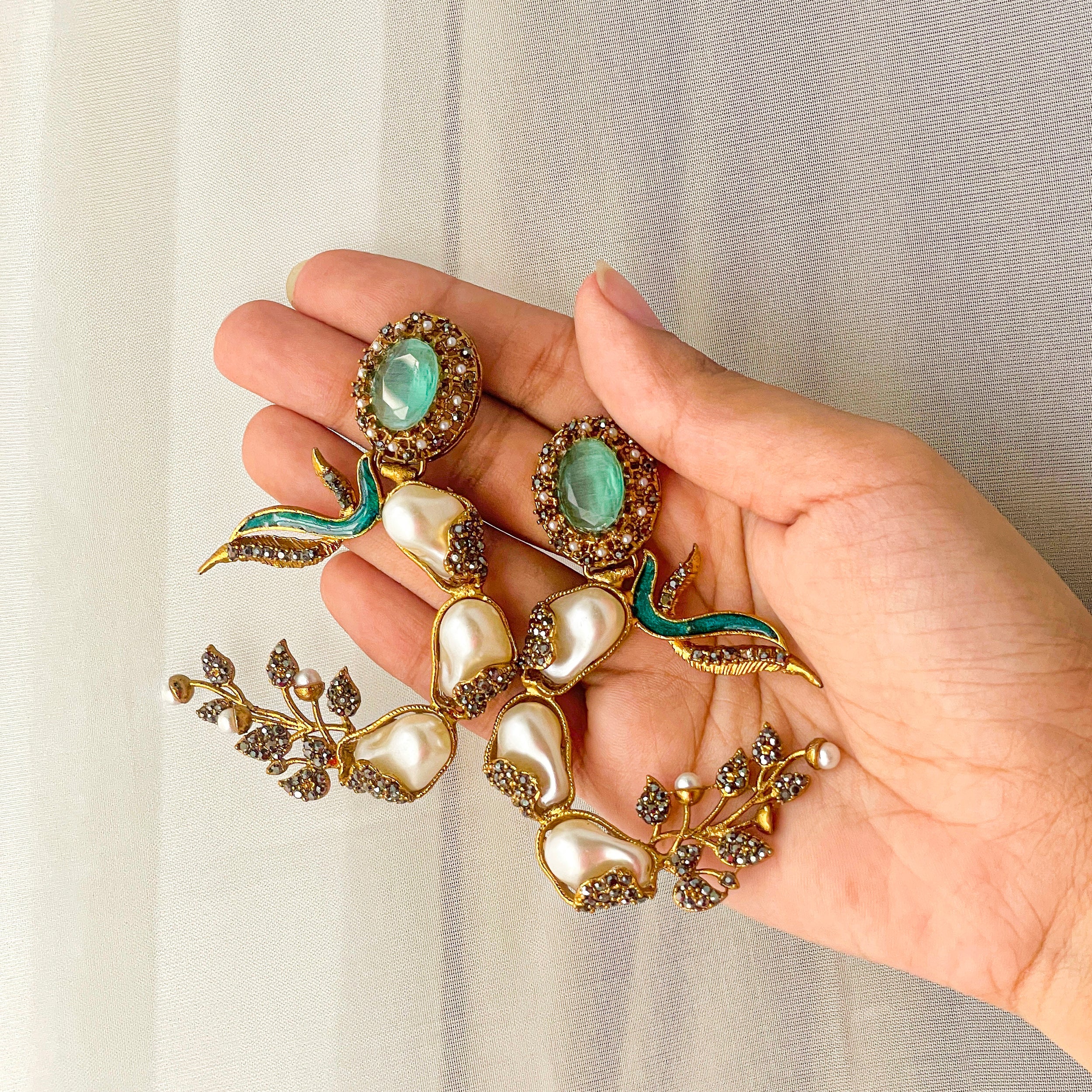Koh-e-Kahf Earrings - Seafoam Mist