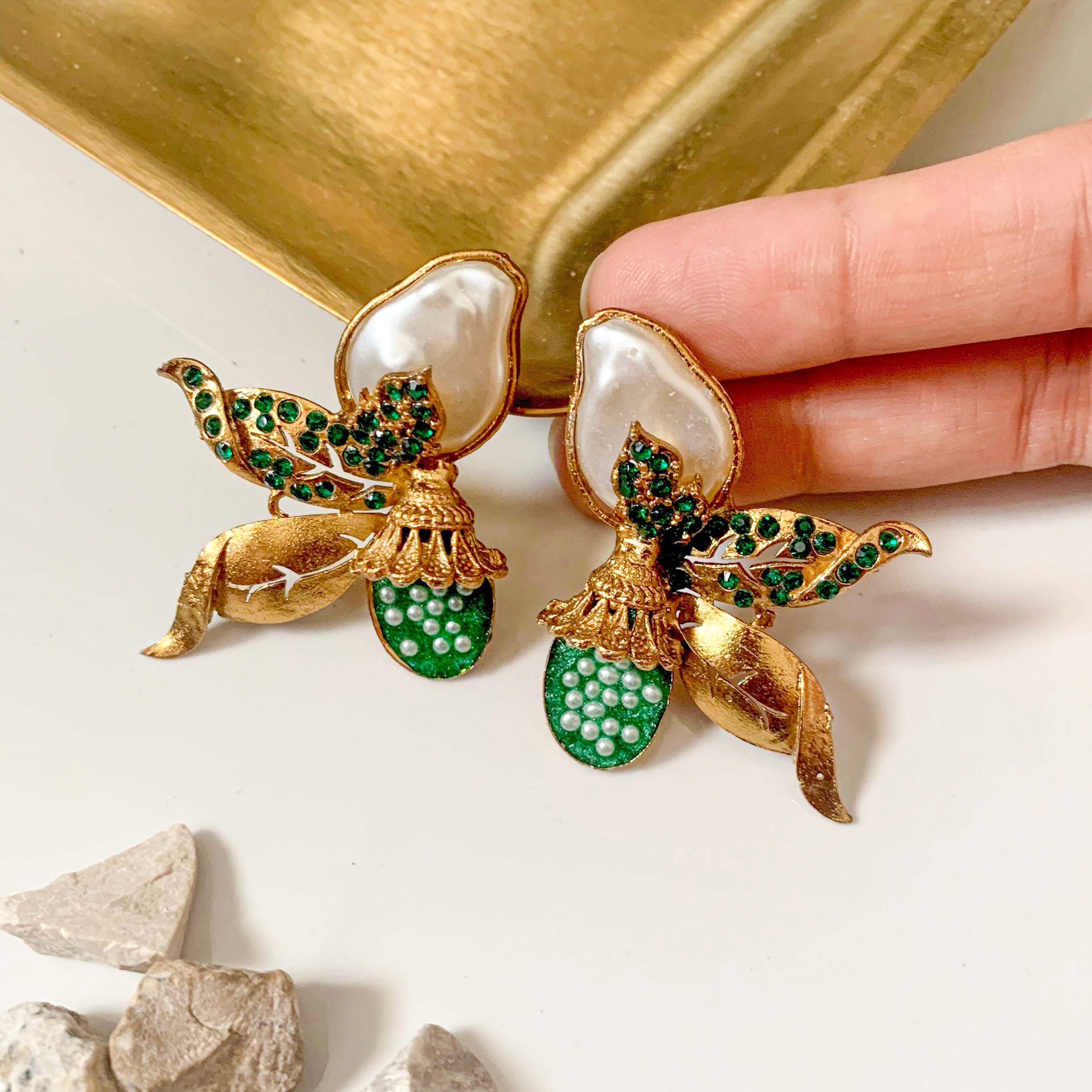 By La Lueur | ER-86 | Husn-e-Dil Earrings - Emerald Gilt