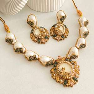 By La Lueur | S-65 | Abresham Necklace Set - Emerald Green