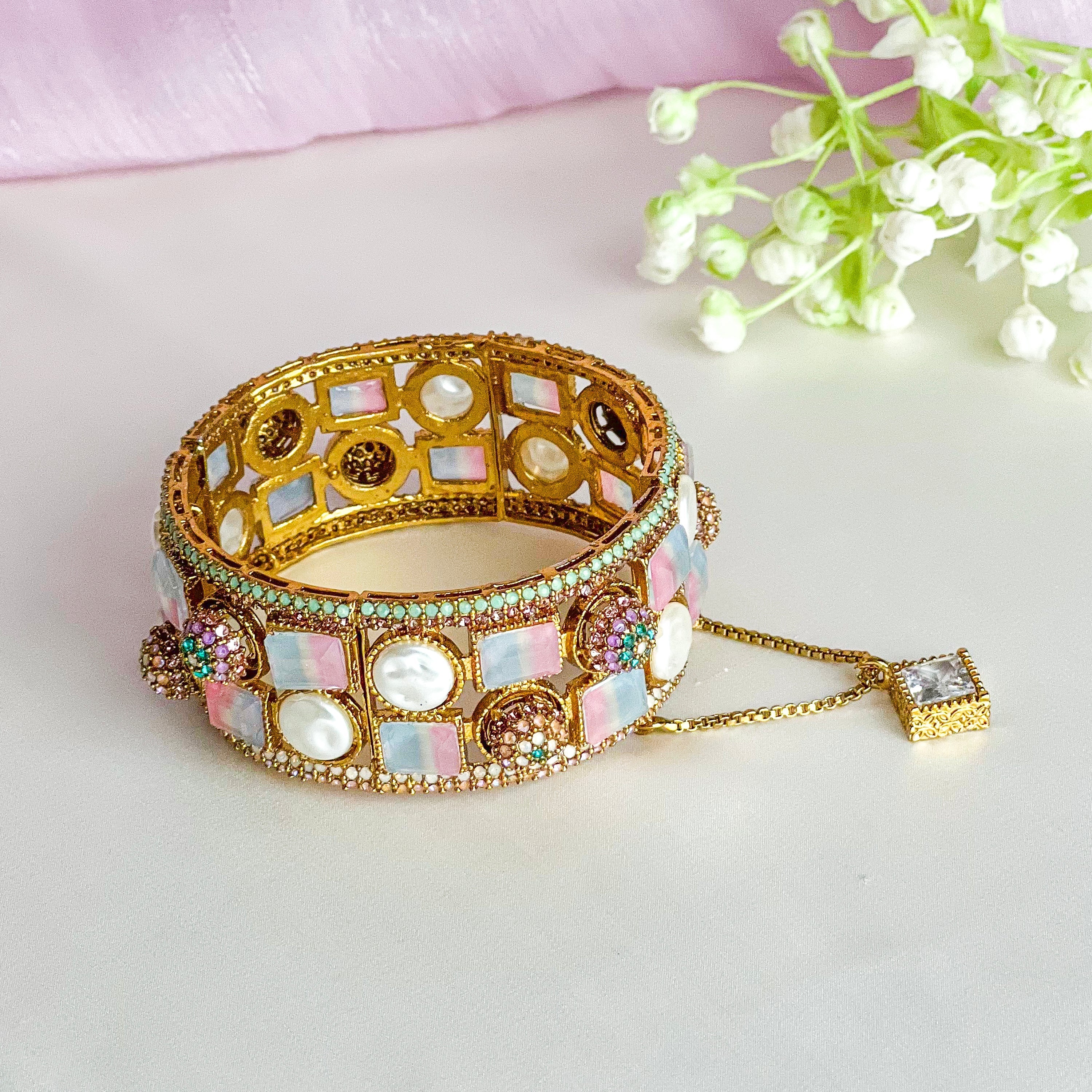 By La Lueur | BN-56 | Gohar-e-Kanghan - Multi