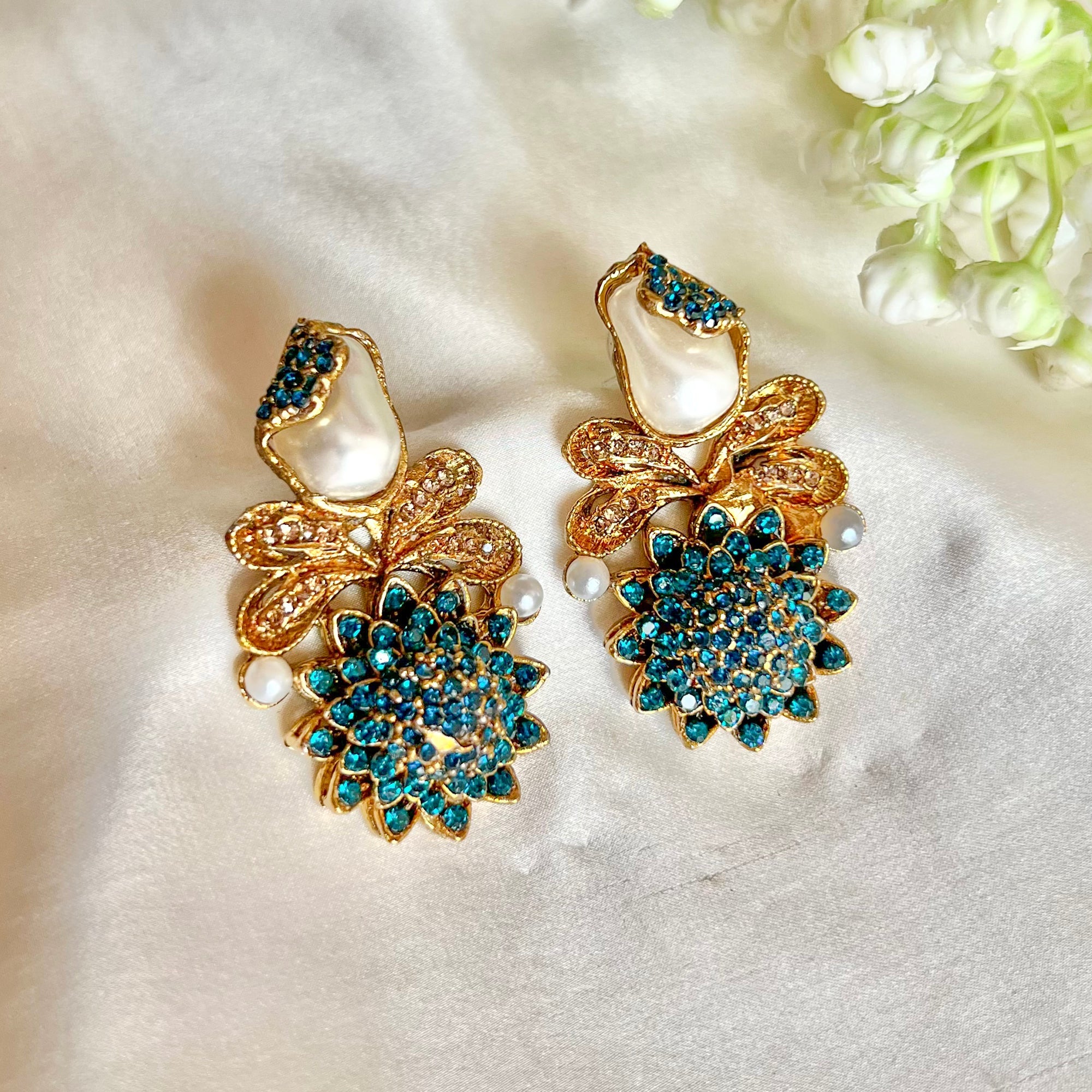 By La Lueur | ER-174 | Gulpari Earring