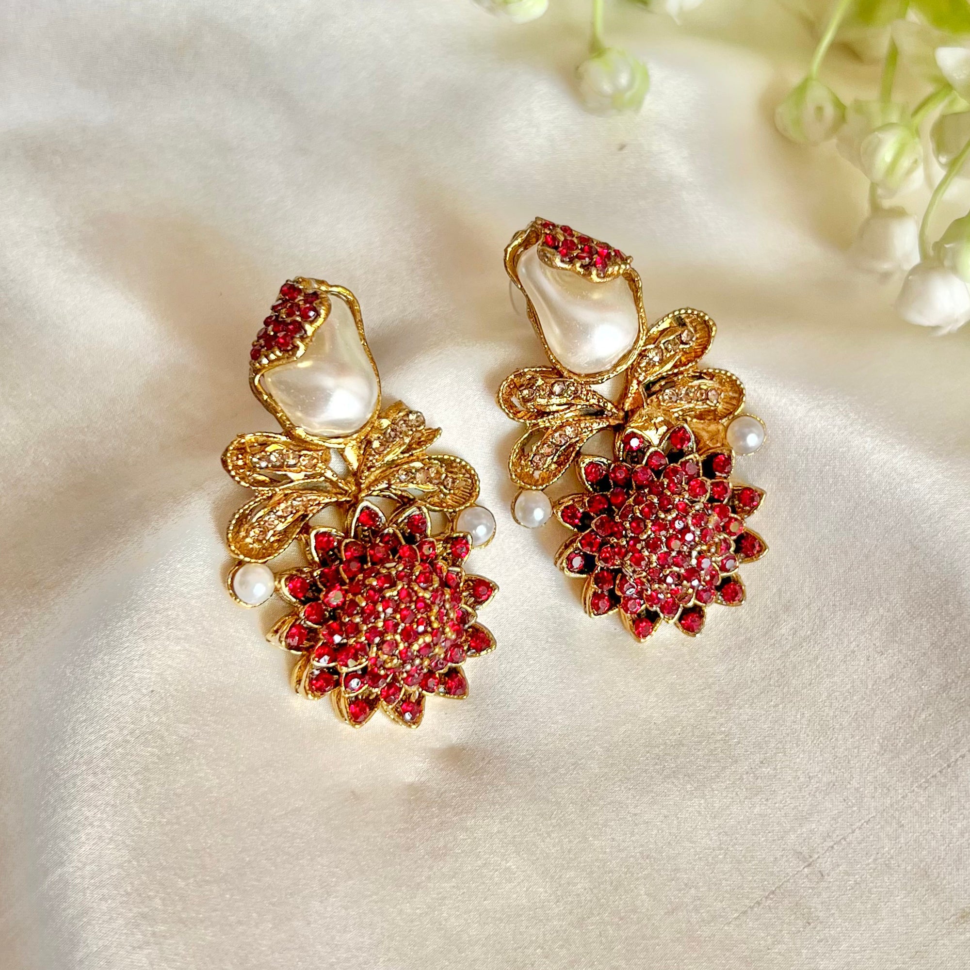 By La Lueur | ER-174 | Gulpari Earring