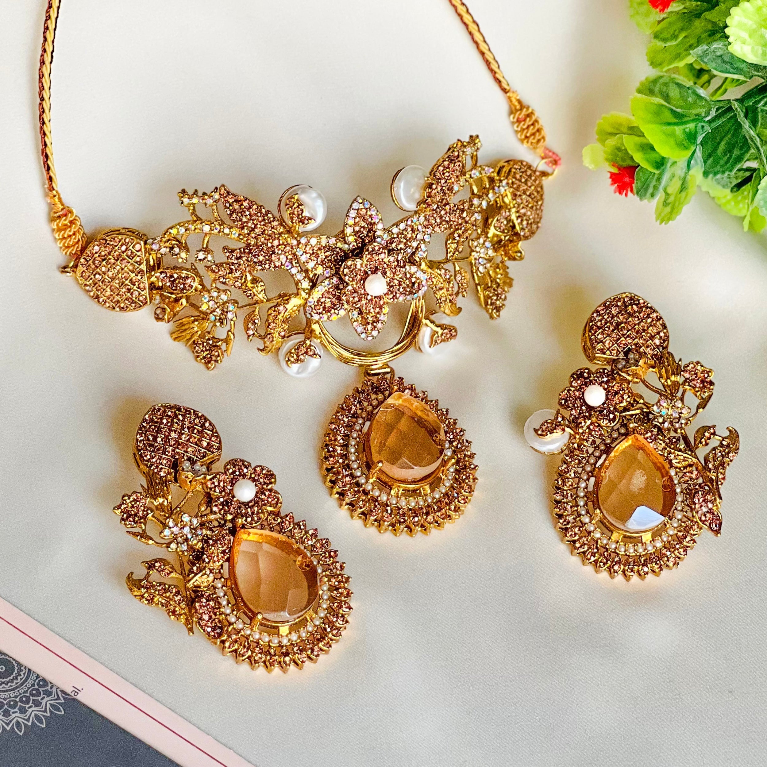 By La Lueur | CS-68 | Naqsh-e-Noor Choker Set