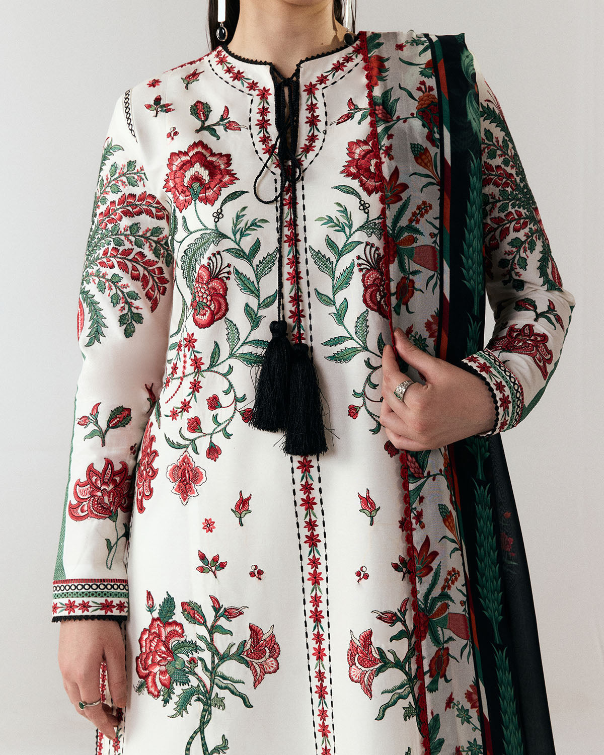 Hussain Rehar Jugnu Inali Ivory
