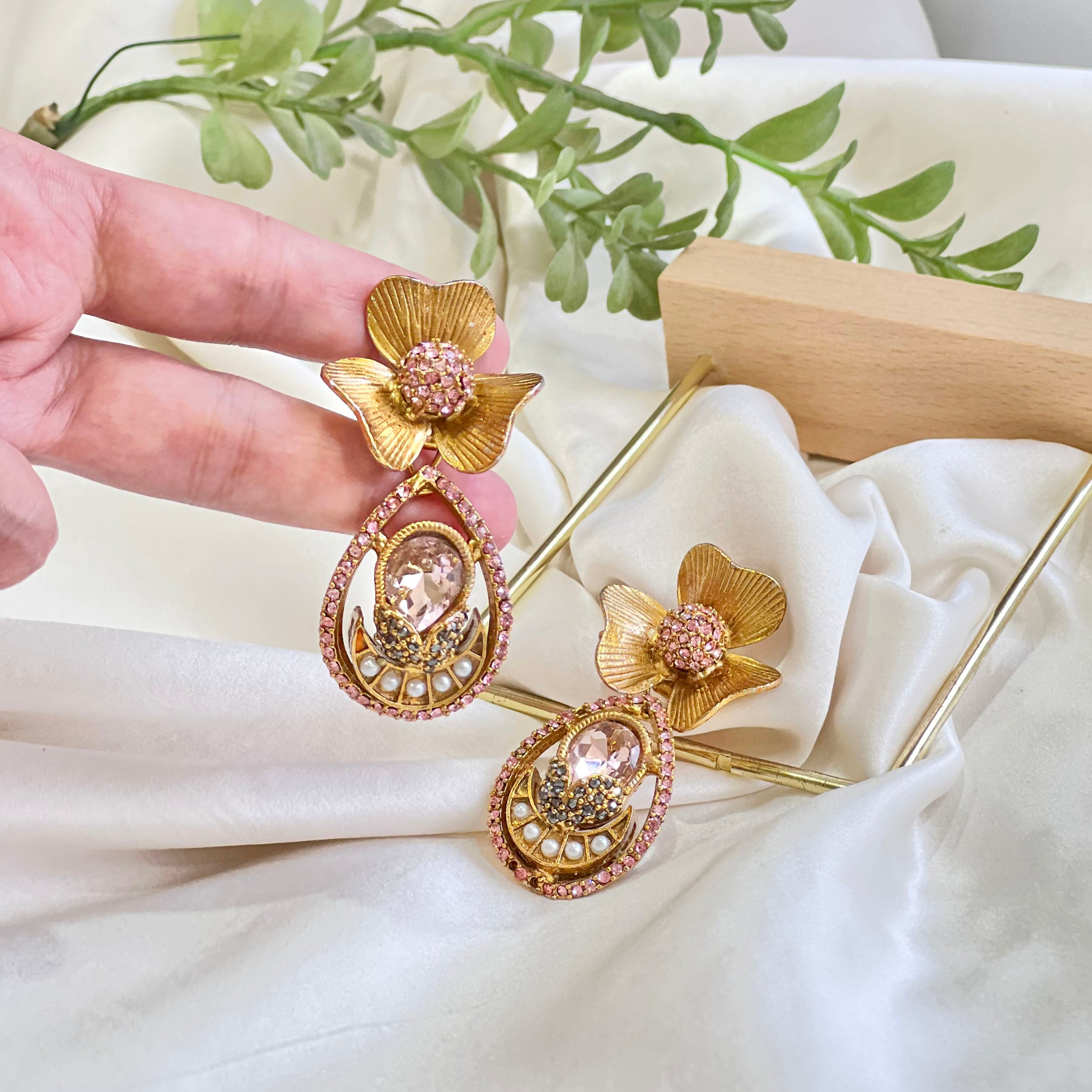By La Lueur | Laleh Earrings - Rose