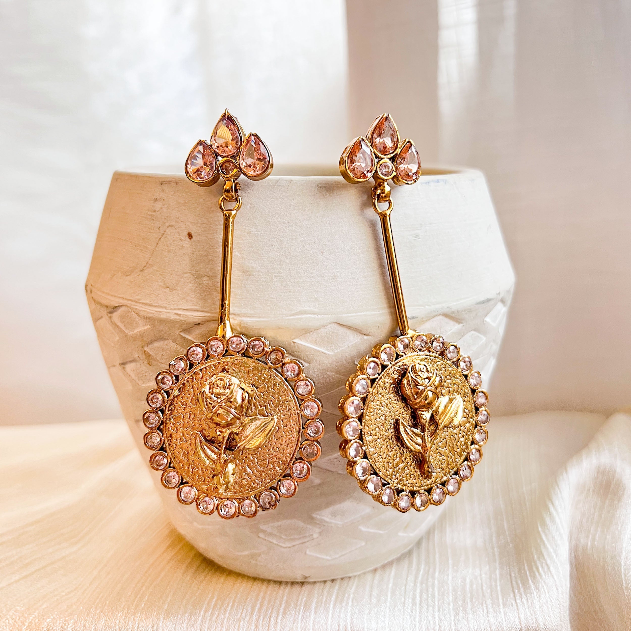 By La Lueur | ER-144 | Naqsh Earrings - Champagne