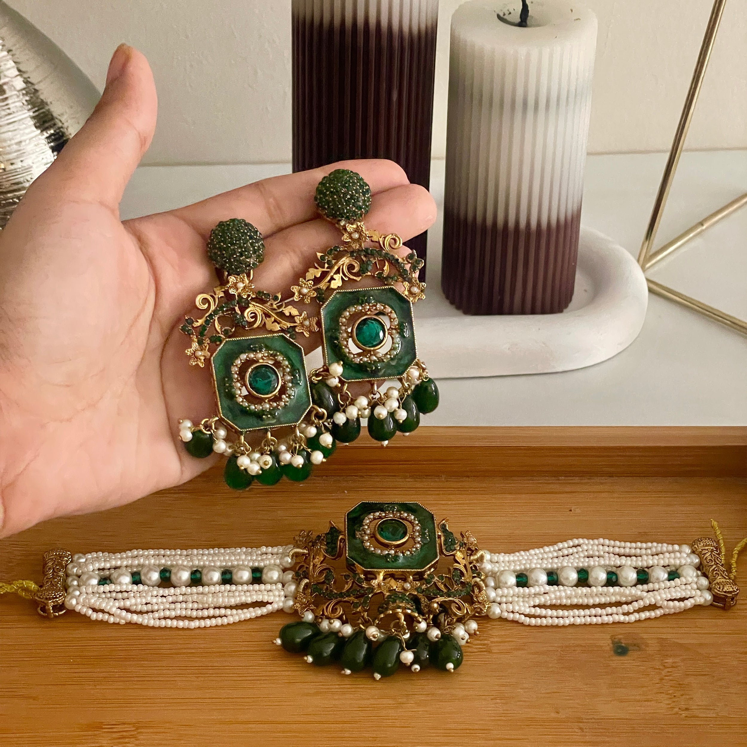 Naureen Half Choker Set - Emerald Green