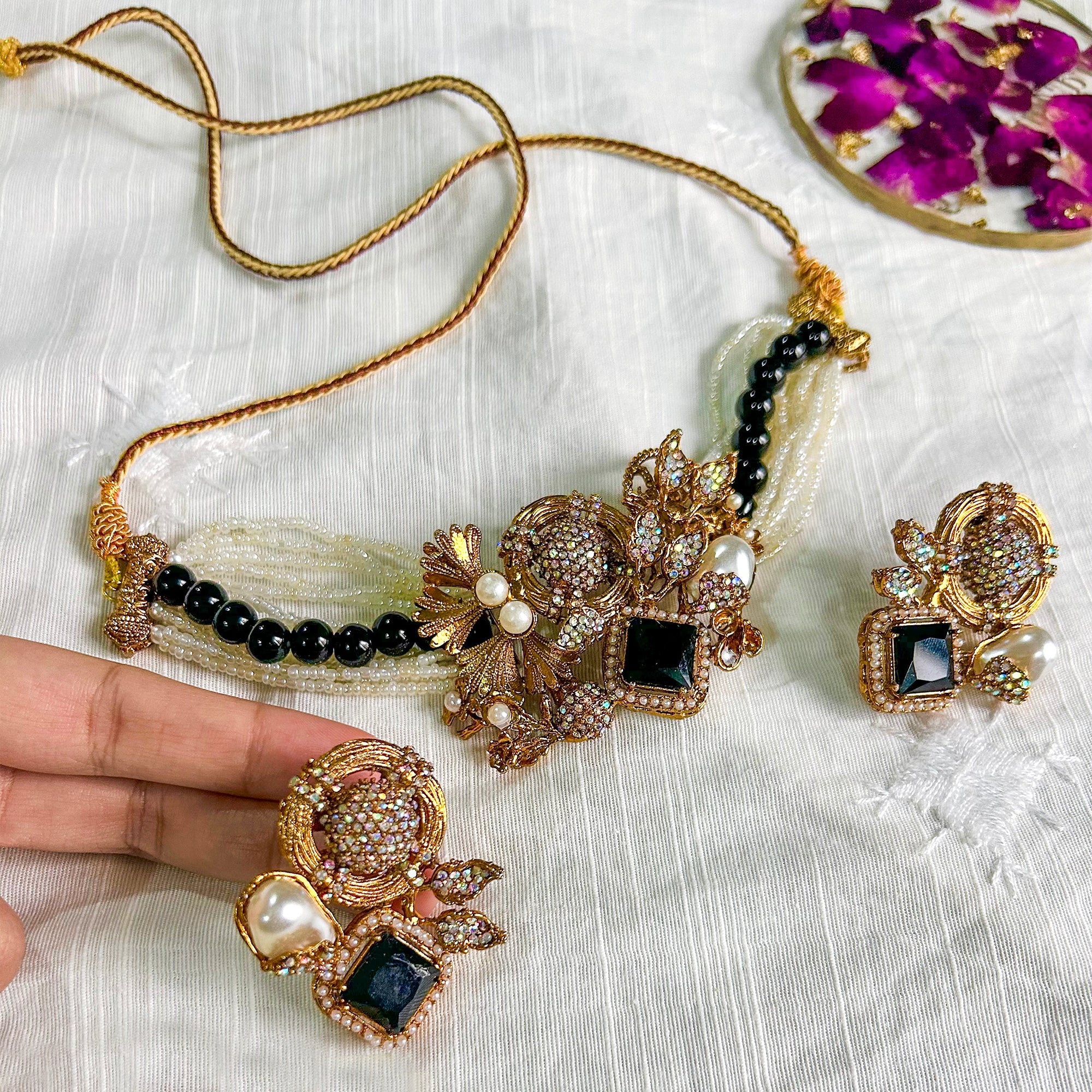By La Lueur | Nazaara Choker Set - Onyx