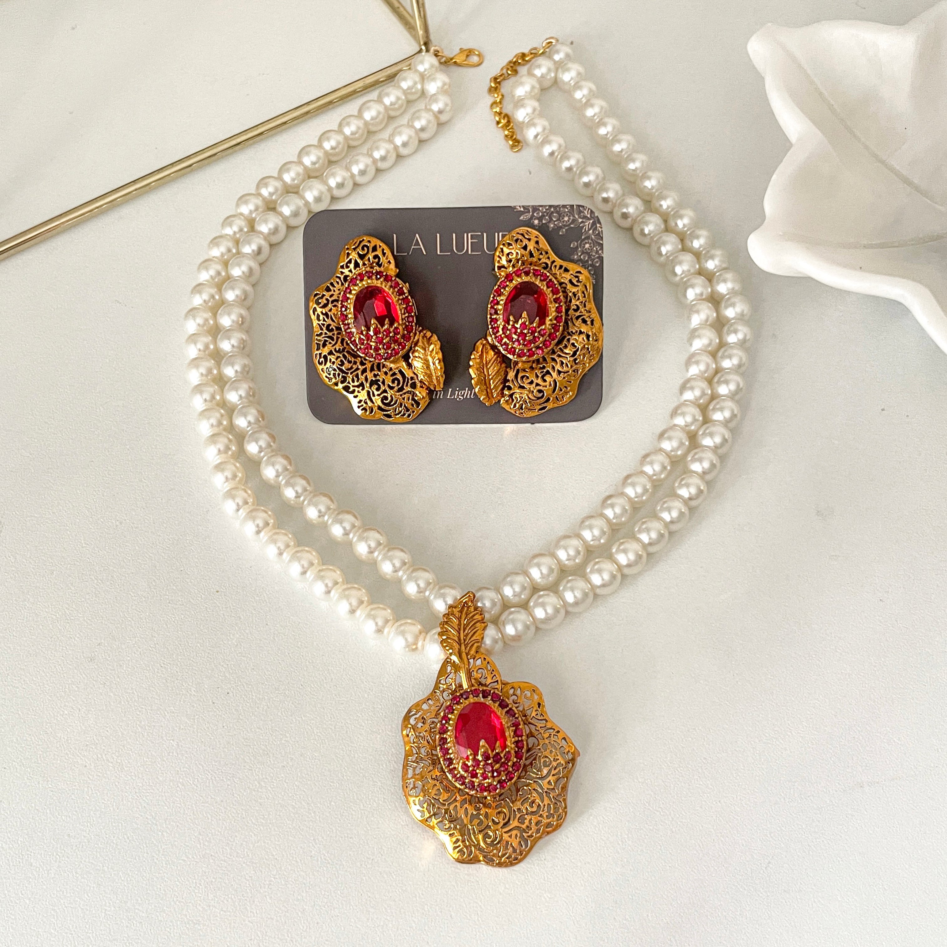 By La Lueur | S-71 | Pareesa Mala Set