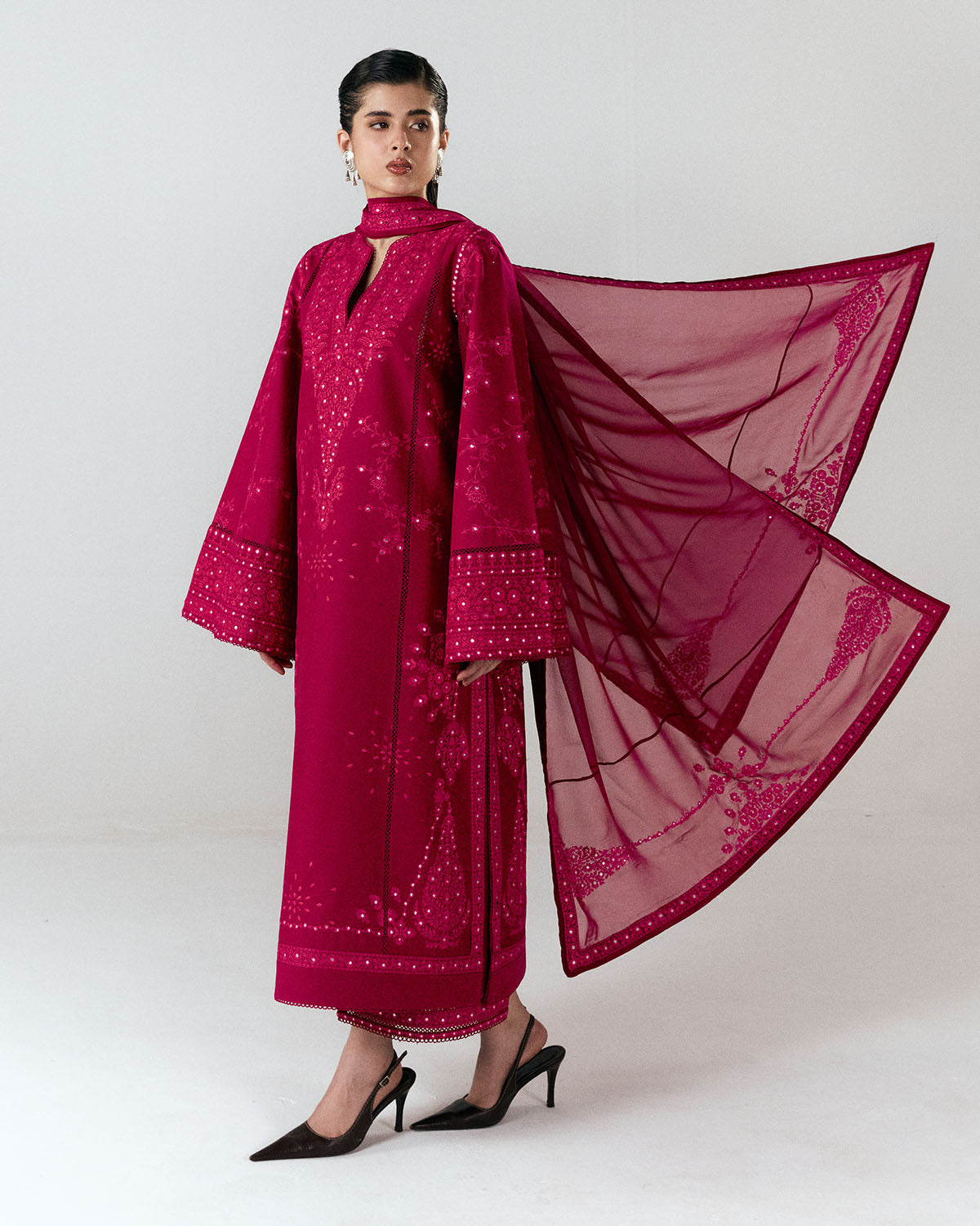 Hussain Rehar Jugnu Sela Red