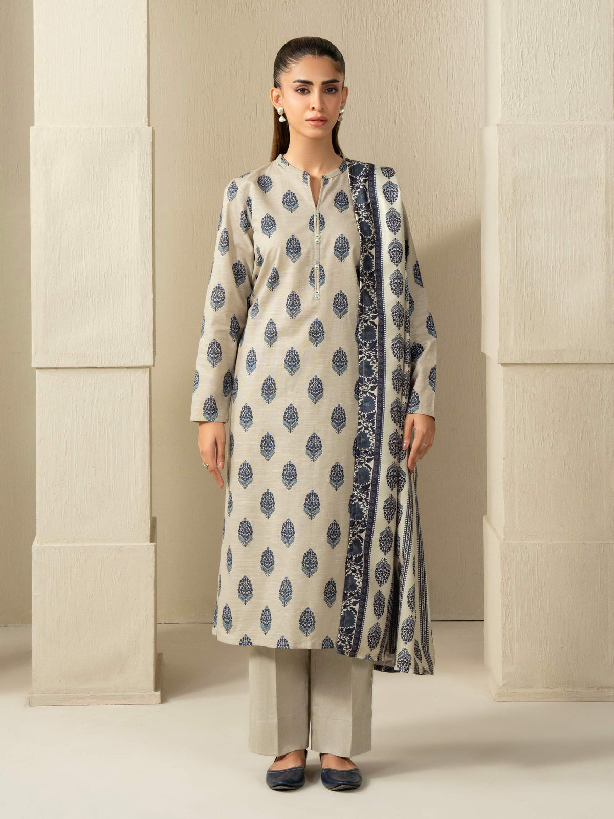 Limelight Beige khaddar printed 3 piece stitched suit AZ-LL-U4685-B