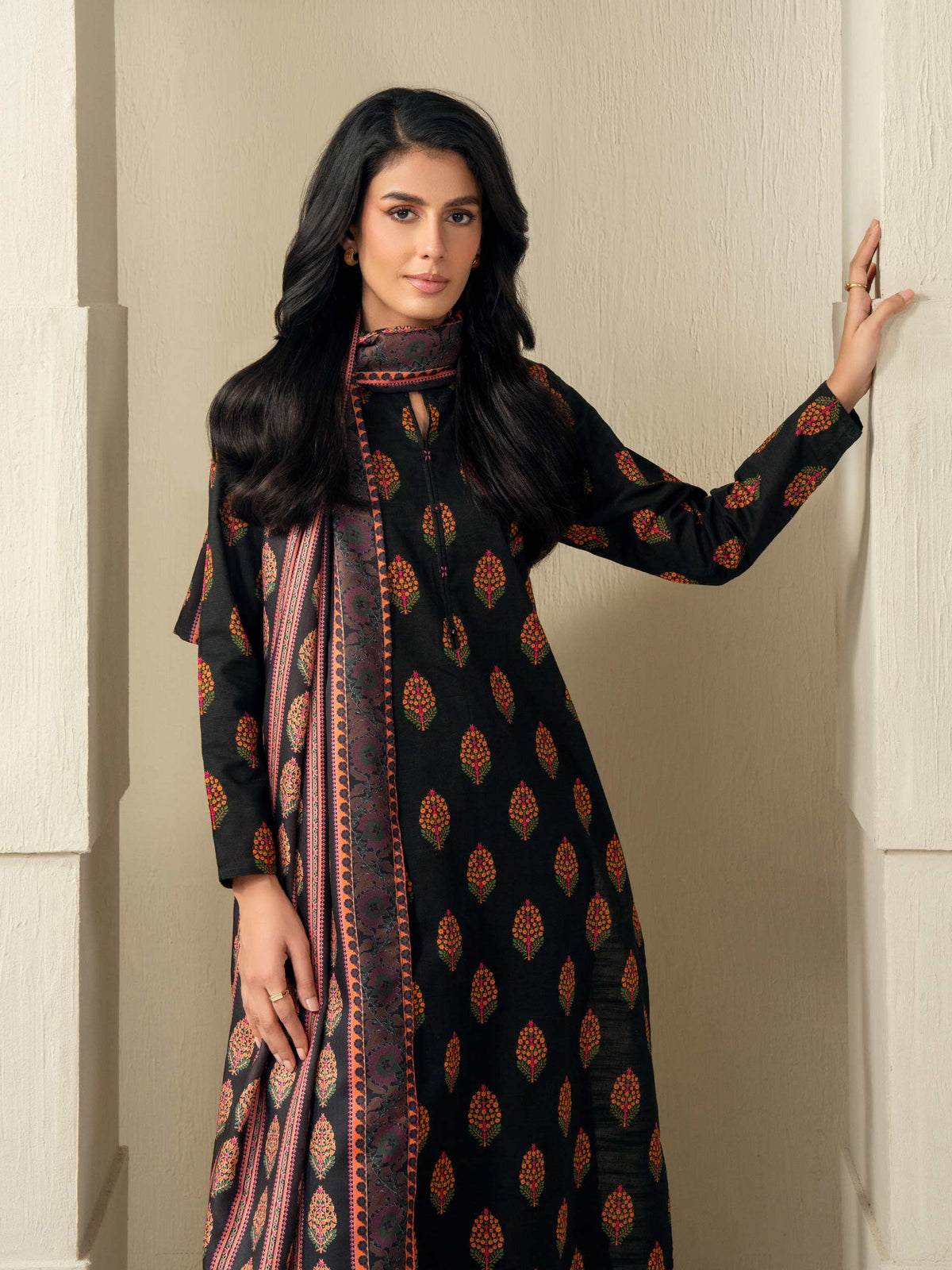 Limelight Black khaddar printed 3 piece stitched suit AZ-LL-U4685-BL
