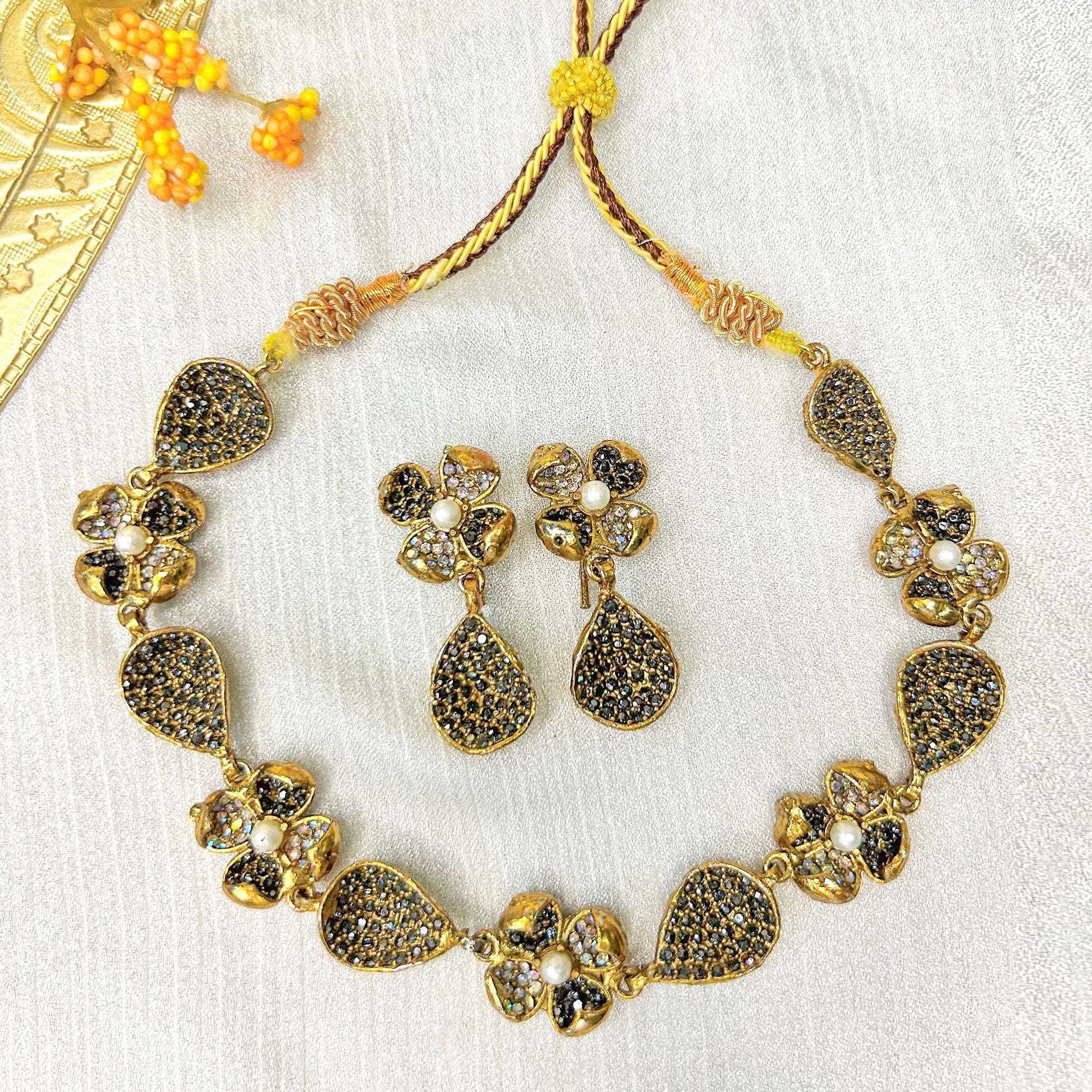 By La Lueur | S-74 | Wardah Necklace Set