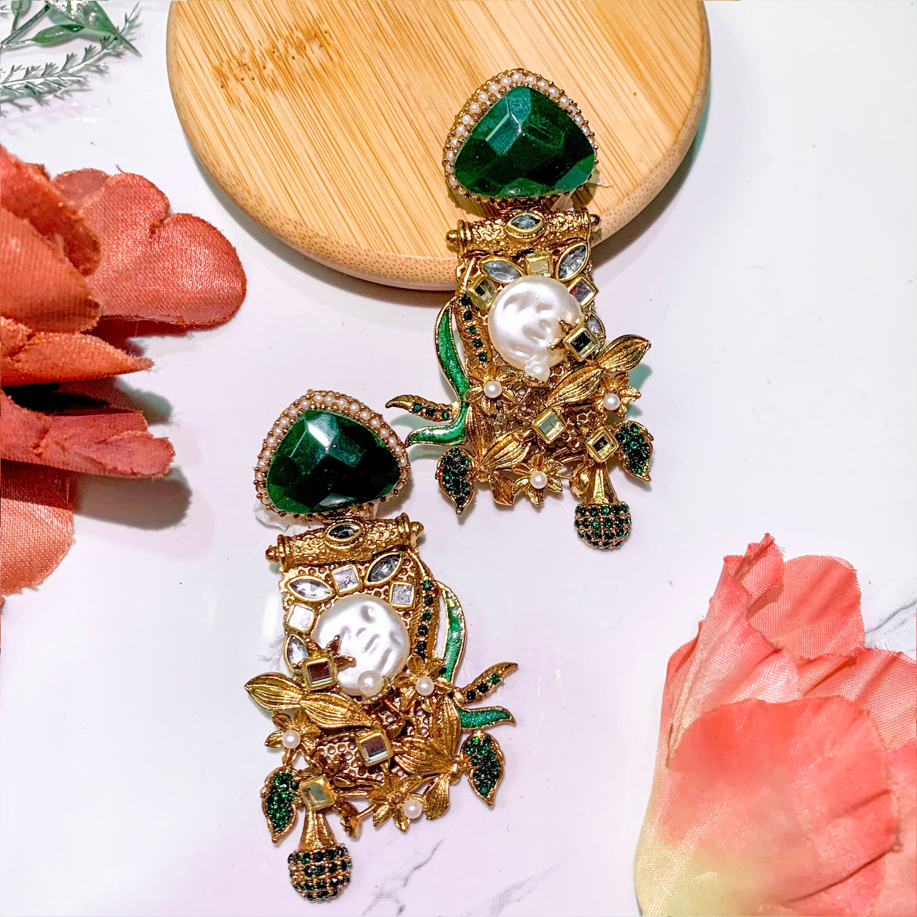 By La Lueur | ER-88 | Noor-e-Nazar Earrings - Emerald Green